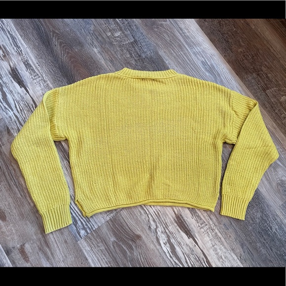NEW WITH TAGS Wild Fable Citron Crop Sweater (XS) - Picture 3 of 9